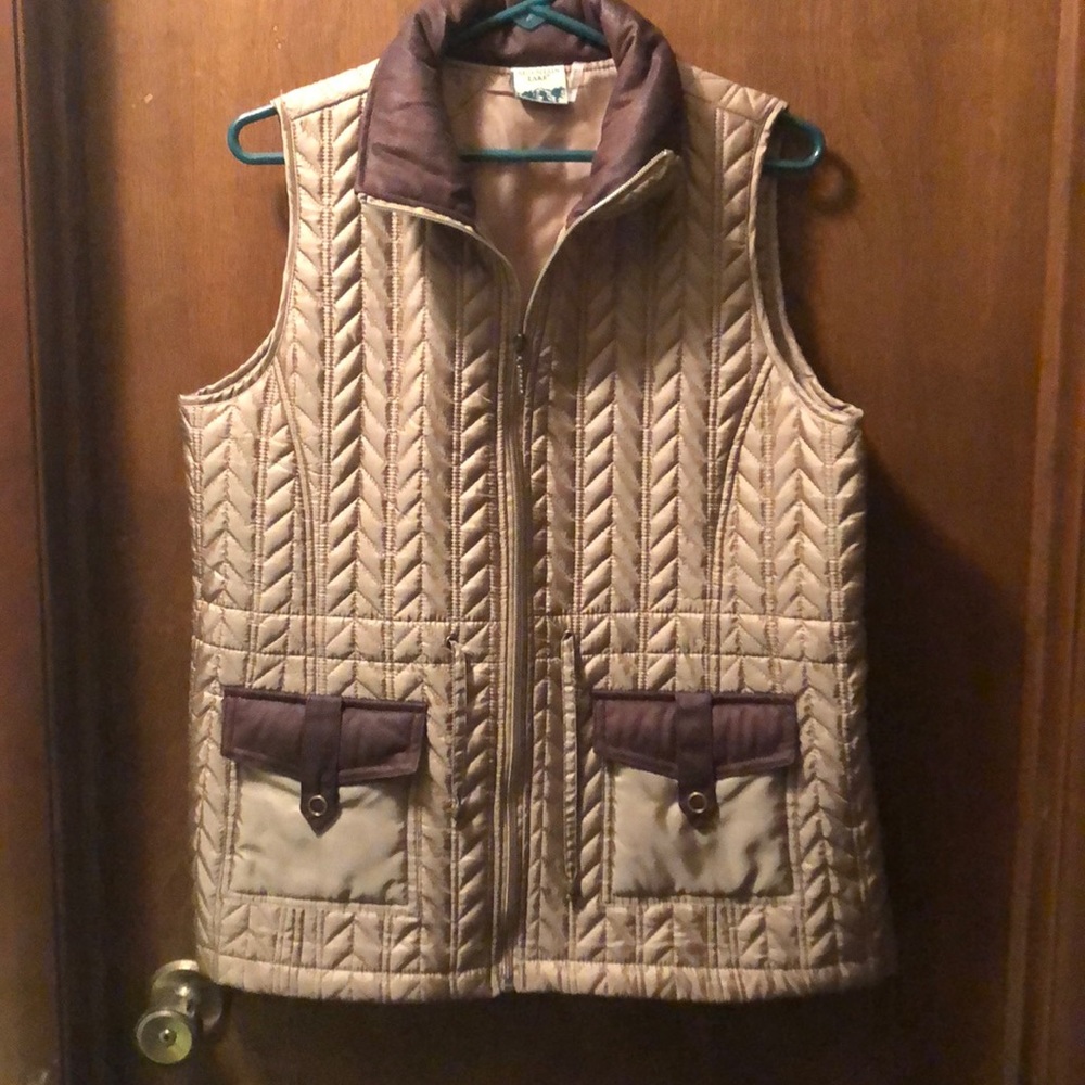 Vest like new. Only wore one time